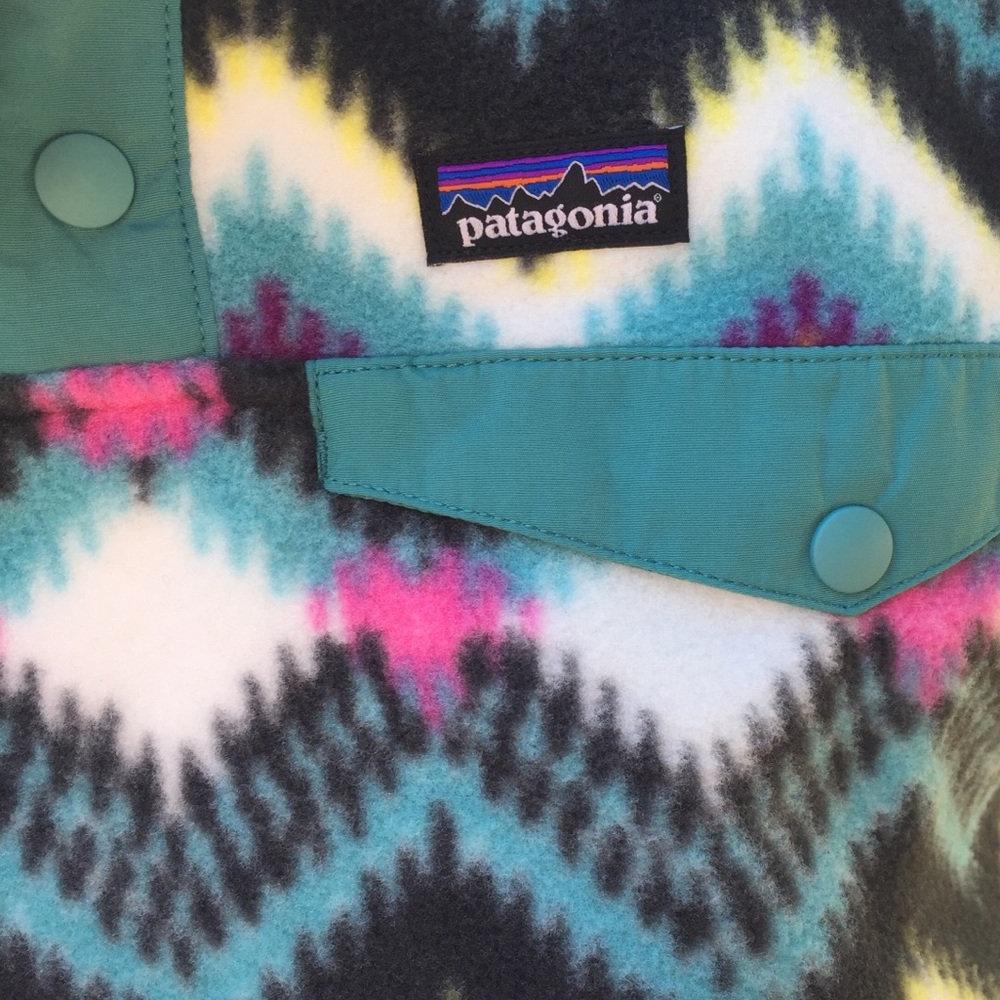 NWT! Patagonia Synchilla Pullover Fleece - Girls